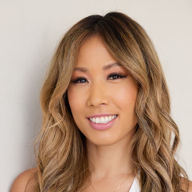 Linda Kim headshot